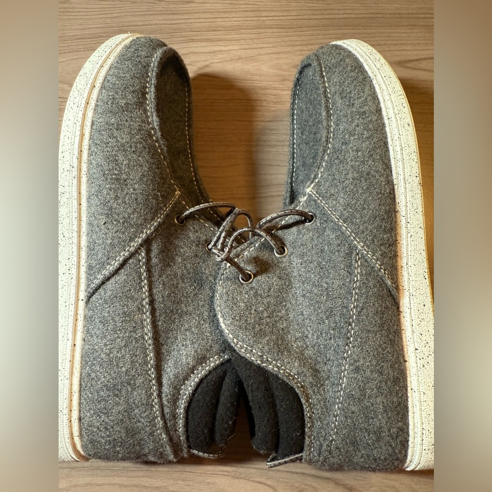 Nordstrom Rack Kids Boys Blaine Wallace Sneakers Size 5M‎